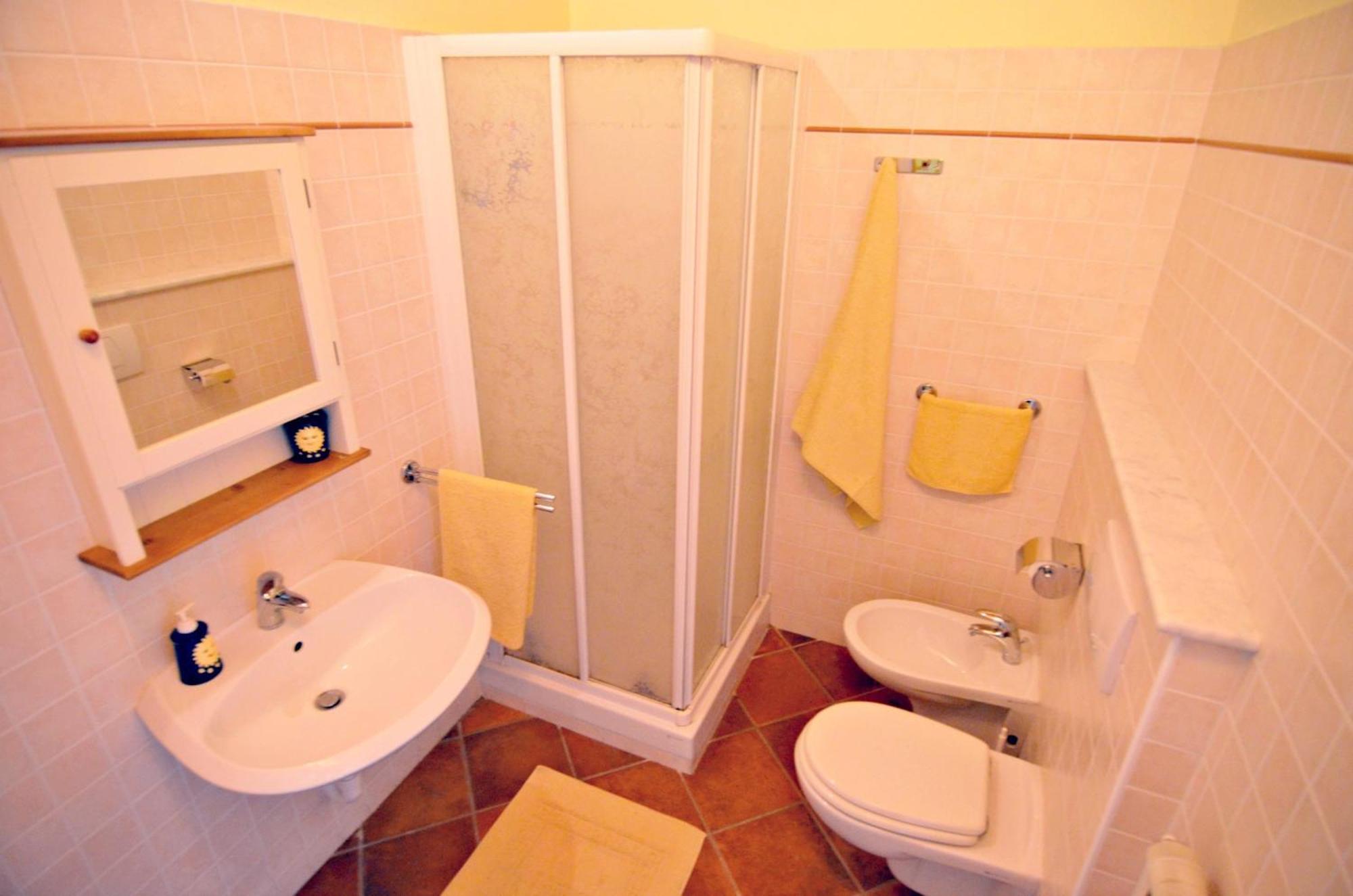 Cascina Il Convivio Guest House Diano d'Alba Phòng bức ảnh