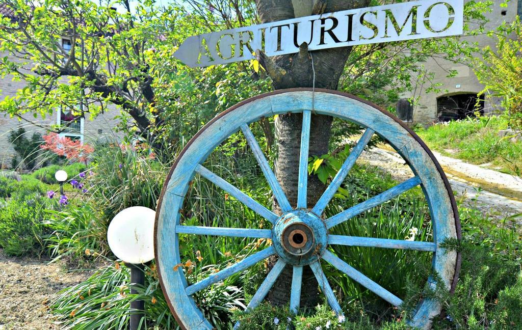 Cascina Il Convivio Guest House Diano d'Alba Ngoại thất bức ảnh