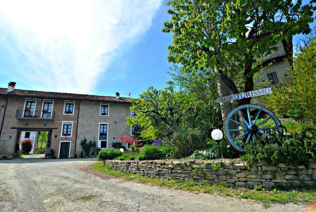 Cascina Il Convivio Guest House Diano d'Alba Ngoại thất bức ảnh